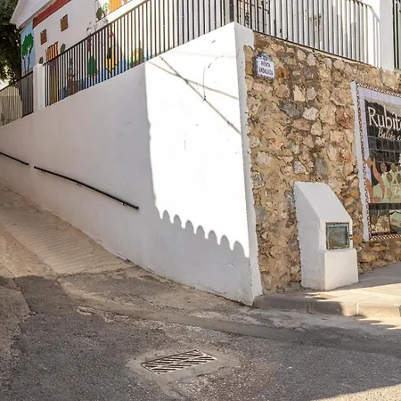 بيت للعطل Zarzamora De