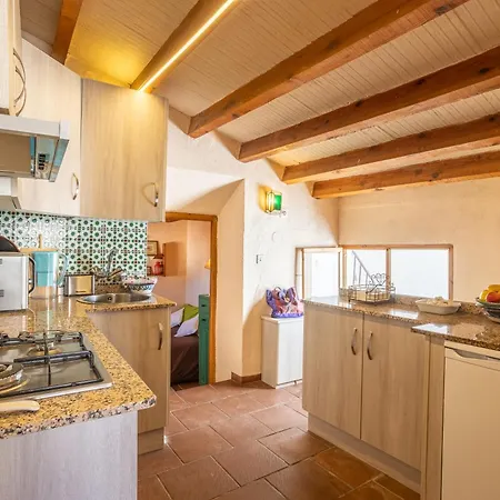 Zarzamora De Holiday home